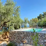 Villa Aurora *